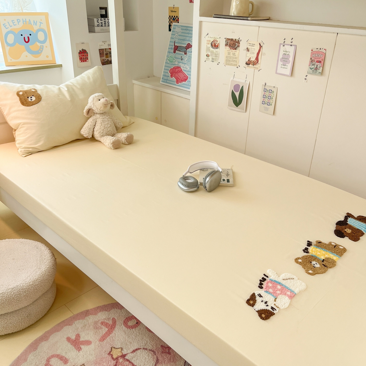 91家纺网 家纺一手货源 找家纺 慕尚家纺 2025新款全棉纯棉毛巾绣单床笠  欢乐好朋友