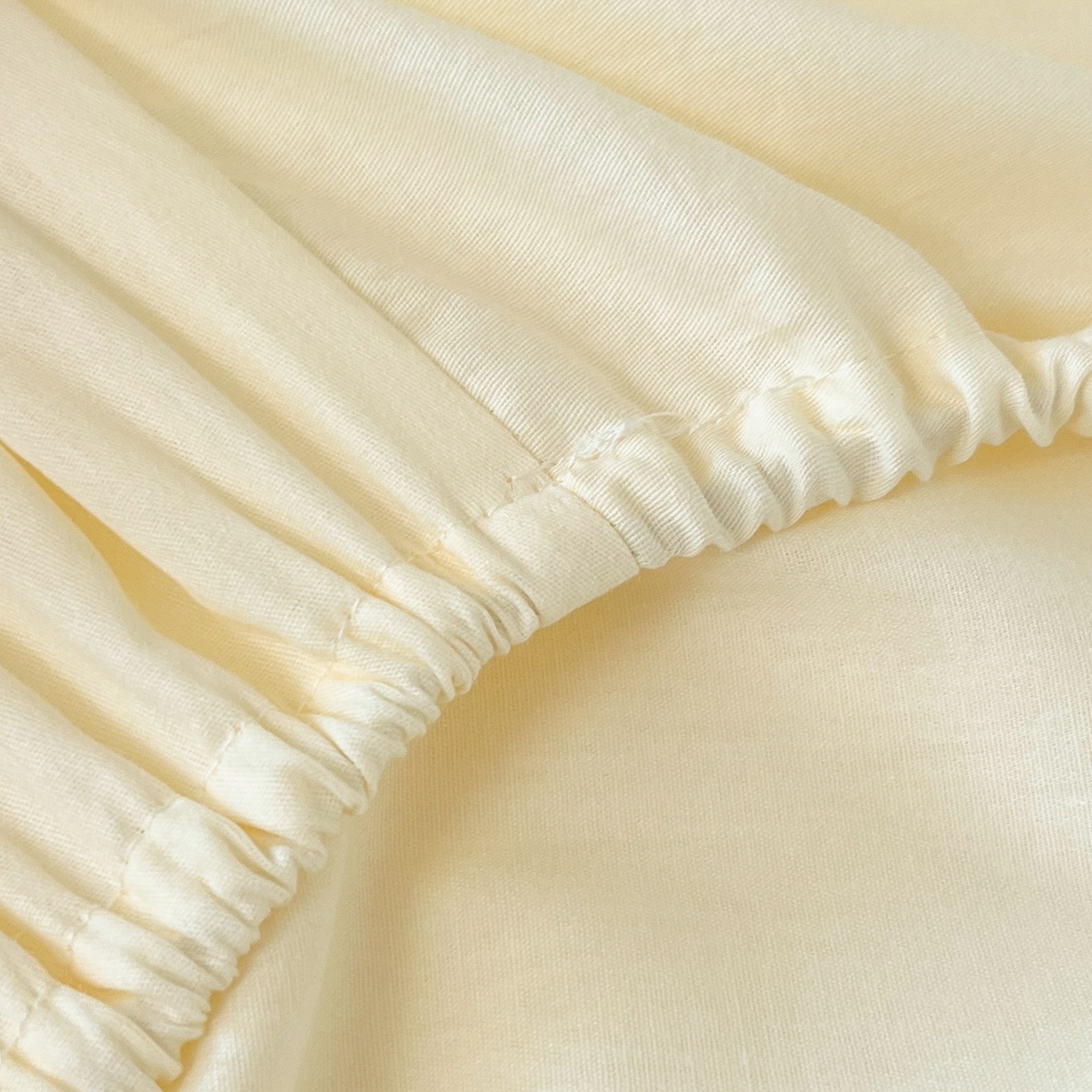 91家纺网 家纺一手货源 找家纺 慕尚家纺 2025新款全棉纯棉毛巾绣单床笠  欢乐好朋友