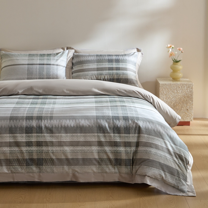 91家纺网 家纺一手货源 找家纺 禾时 2025新款全棉纯棉贡缎数码50双股长绒棉磨毛四件套（带高档礼盒） 艾马尔