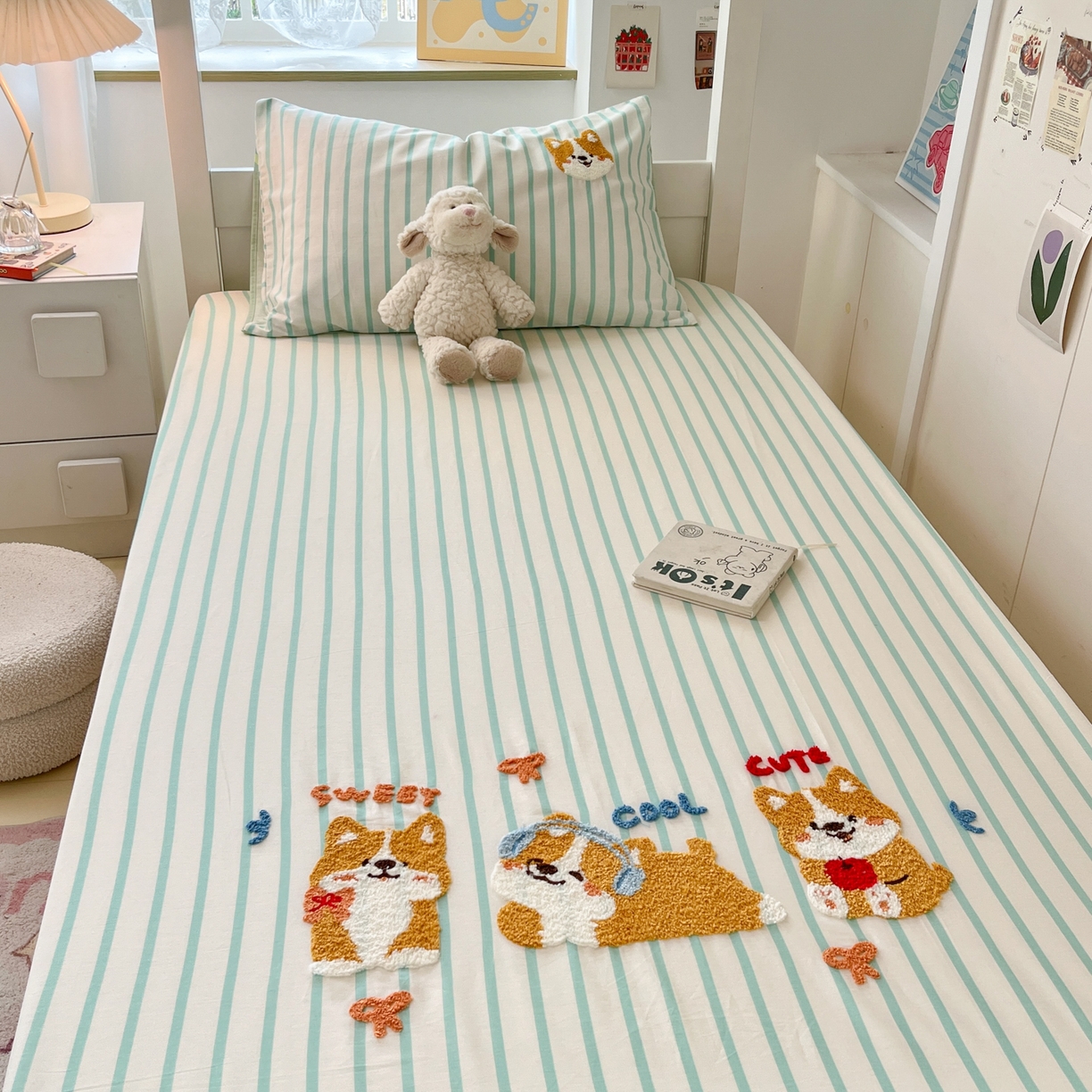 91家纺网 家纺一手货源 找家纺 慕尚家纺 2025新款全棉纯棉毛巾绣单床笠  柯基少爷