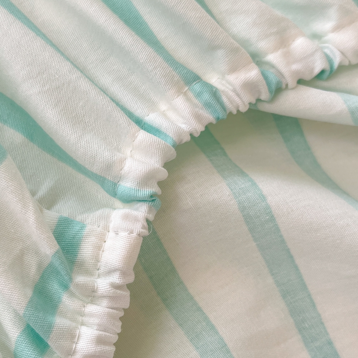 91家纺网 家纺一手货源 找家纺 慕尚家纺 2025新款全棉纯棉毛巾绣单床笠  柯基少爷