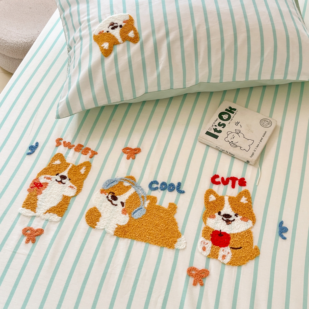 91家纺网 家纺一手货源 找家纺 慕尚家纺 2025新款全棉纯棉毛巾绣单床笠  柯基少爷