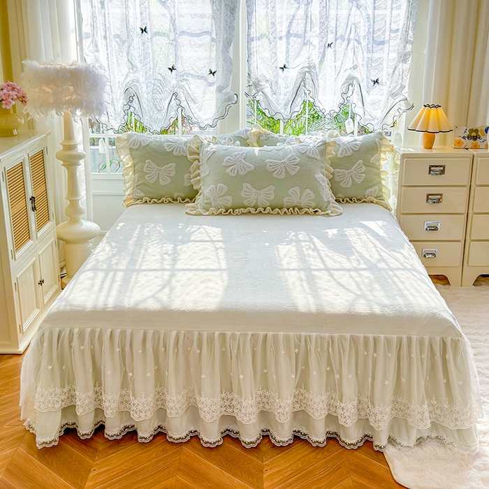 91家纺网 家纺一手货源 找家纺 唐人居 2025新款高克重阳离子绒花边雕花套件 情结-浅绿