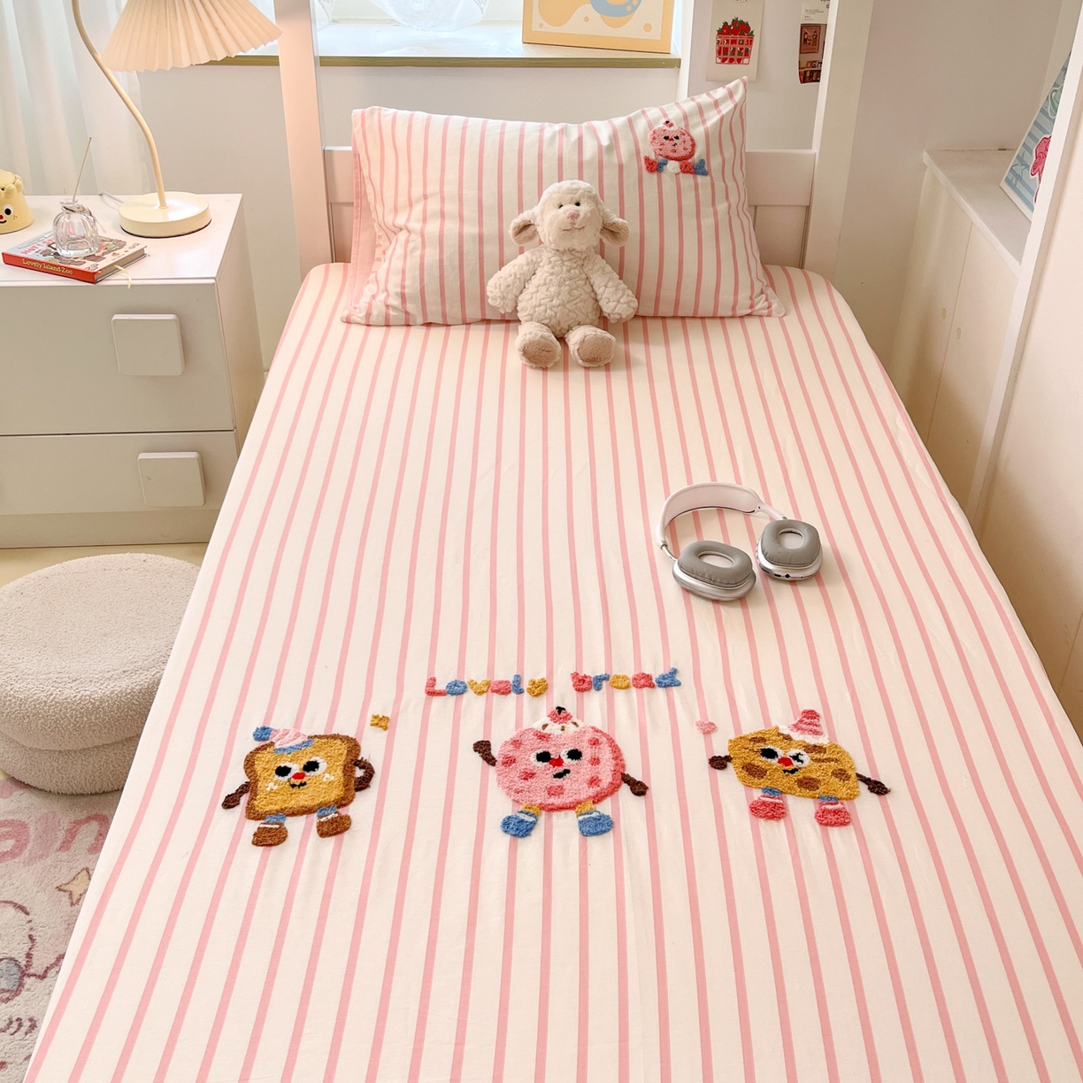 91家纺网 家纺一手货源 找家纺 慕尚家纺 2025新款全棉纯棉毛巾绣单床笠  趣味饼干