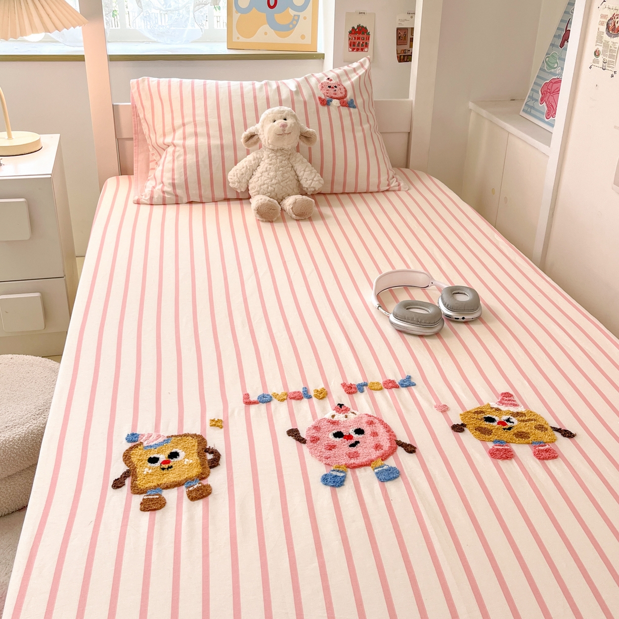 91家纺网 家纺一手货源 找家纺 慕尚家纺 2025新款全棉纯棉毛巾绣单床笠  趣味饼干