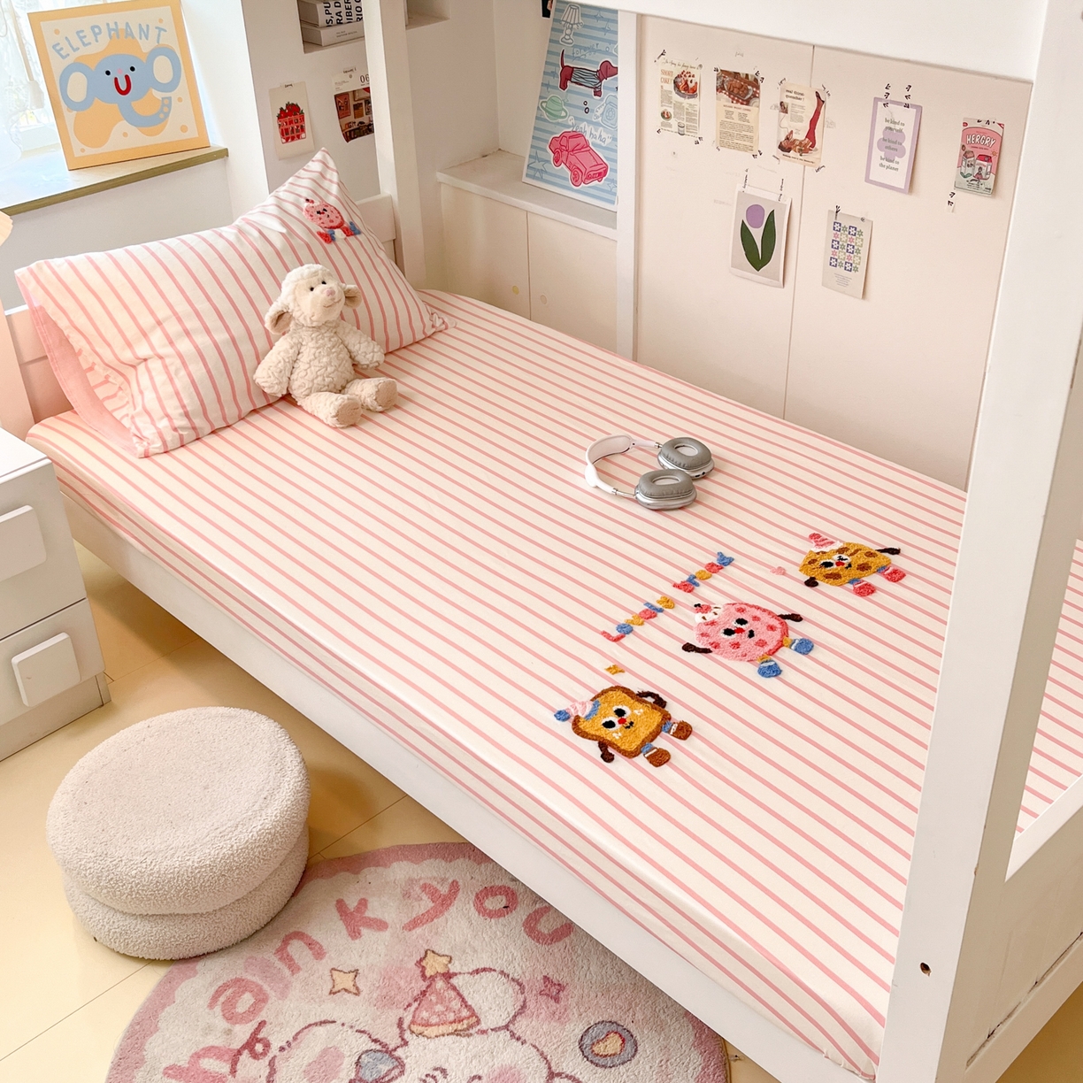 91家纺网 家纺一手货源 找家纺 慕尚家纺 2025新款全棉纯棉毛巾绣单床笠  趣味饼干