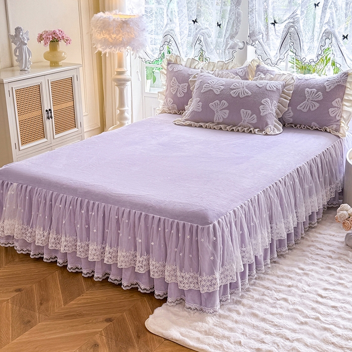 91家纺网 家纺一手货源 找家纺 唐人居 2025新款高克重阳离子绒花边雕花套件 情结-浅紫