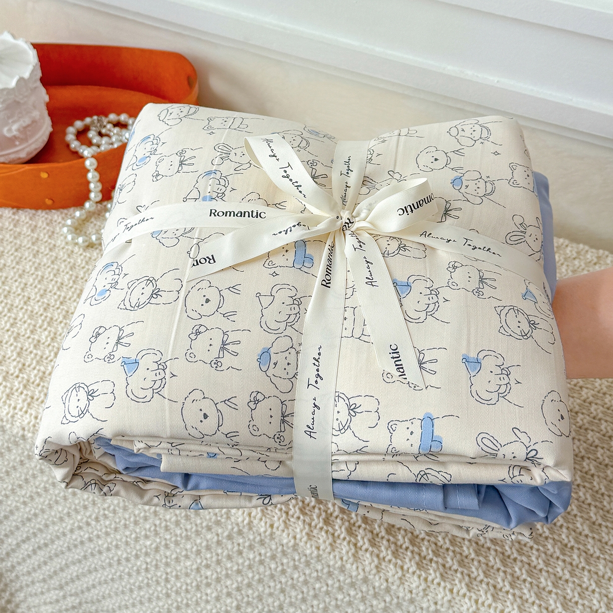 91家纺网 家纺一手货源 找家纺 竹合家纺 2025秋冬新品爆款有氧人字纹提花小清新加厚四件套 宠物乐园