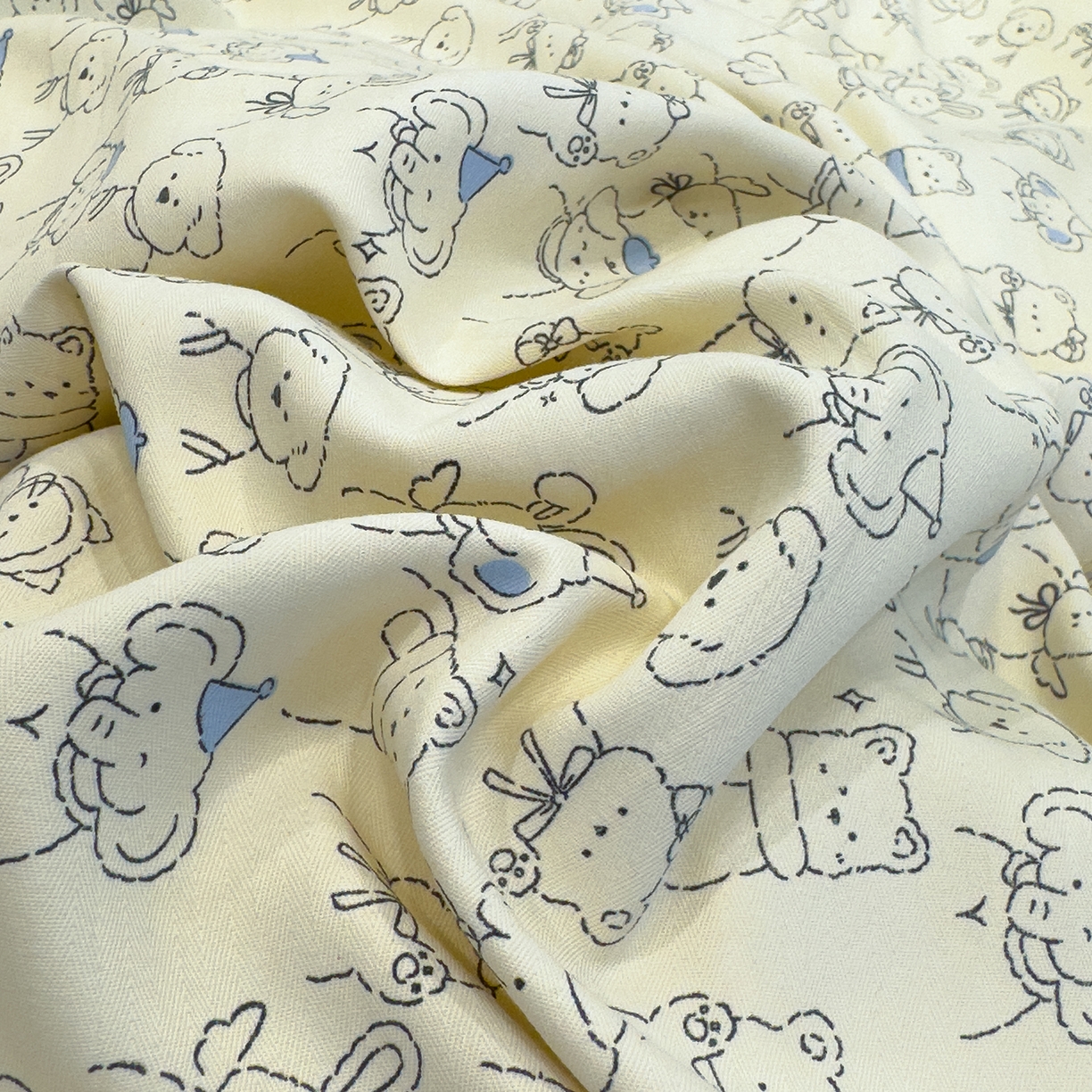 91家纺网 家纺一手货源 找家纺 竹合家纺 2025秋冬新品爆款有氧人字纹提花小清新加厚四件套 宠物乐园