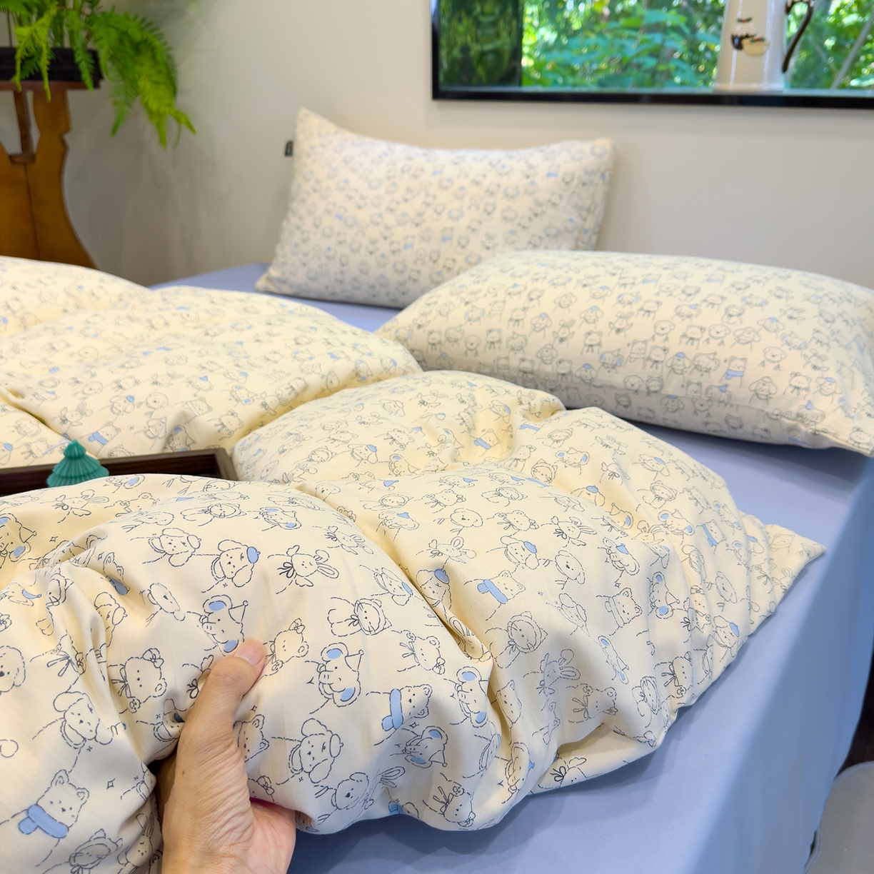 91家纺网 家纺一手货源 找家纺 竹合家纺 2025秋冬新品爆款有氧人字纹提花小清新加厚四件套 宠物乐园