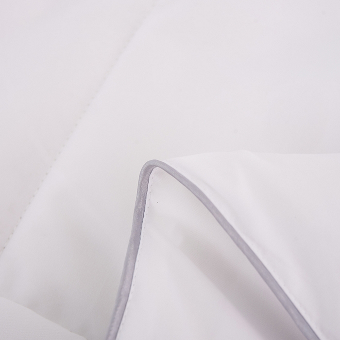 91家纺网 家纺一手货源 找家纺  爱宝被业2025新款100%澳洲羊毛被A类亲肤棉羊毛被 奶昔白