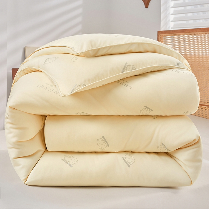 91家纺网 家纺一手货源 找家纺 阳光被业 2025新款澳洲羊毛冬被春秋被加厚冬被子学生被50%羊毛被芯包质检 印花--米黄
