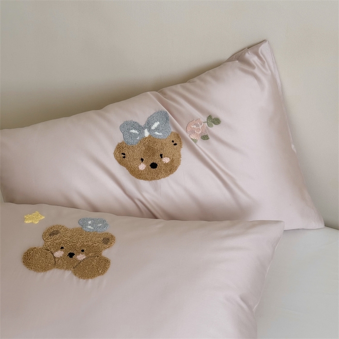 91家纺网 家纺一手货源 找家纺 （总）鹿班家居 2025新款100S长绒棉毛巾绣单品枕套系列-白小兔&泡芙熊（标准会员-2元）