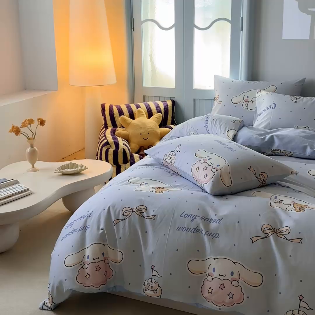 91家纺网 家纺一手货源 找家纺 2025新款8月正版授权三丽鸥全棉纯棉四件套系列 点点玉桂狗