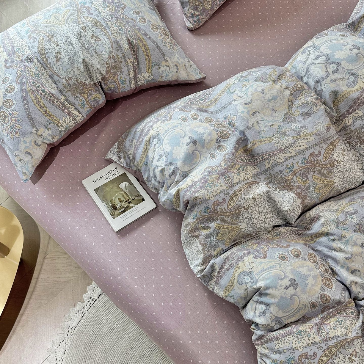 91家纺网 家纺一手货源 找家纺 缦纱2025新款全棉小清新喷气13372印花40支纯棉四件套 葛锦-蓝