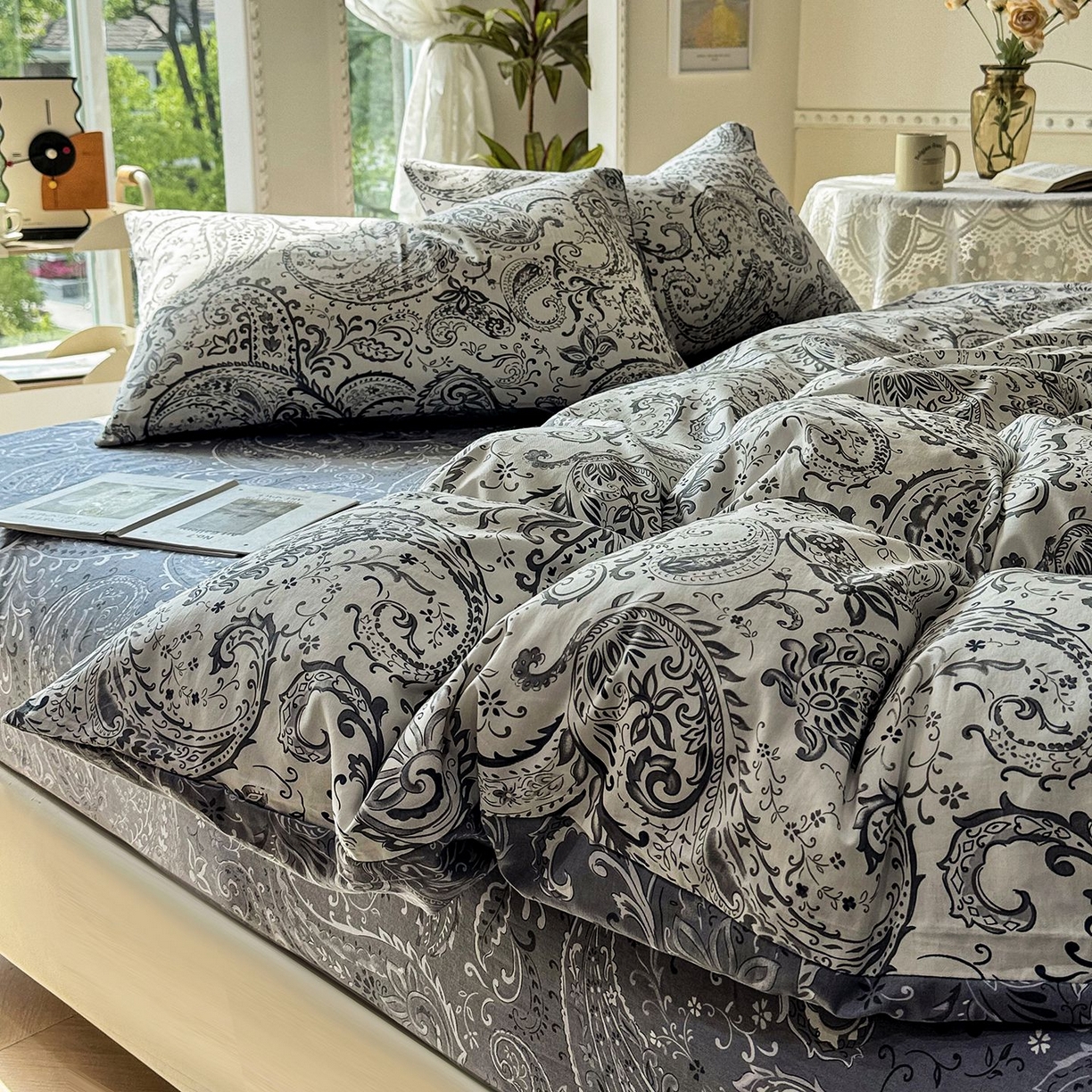 91家纺网 家纺一手货源 找家纺 缦纱2025新款全棉小清新喷气13372印花40支纯棉四件套 荷韵-蓝