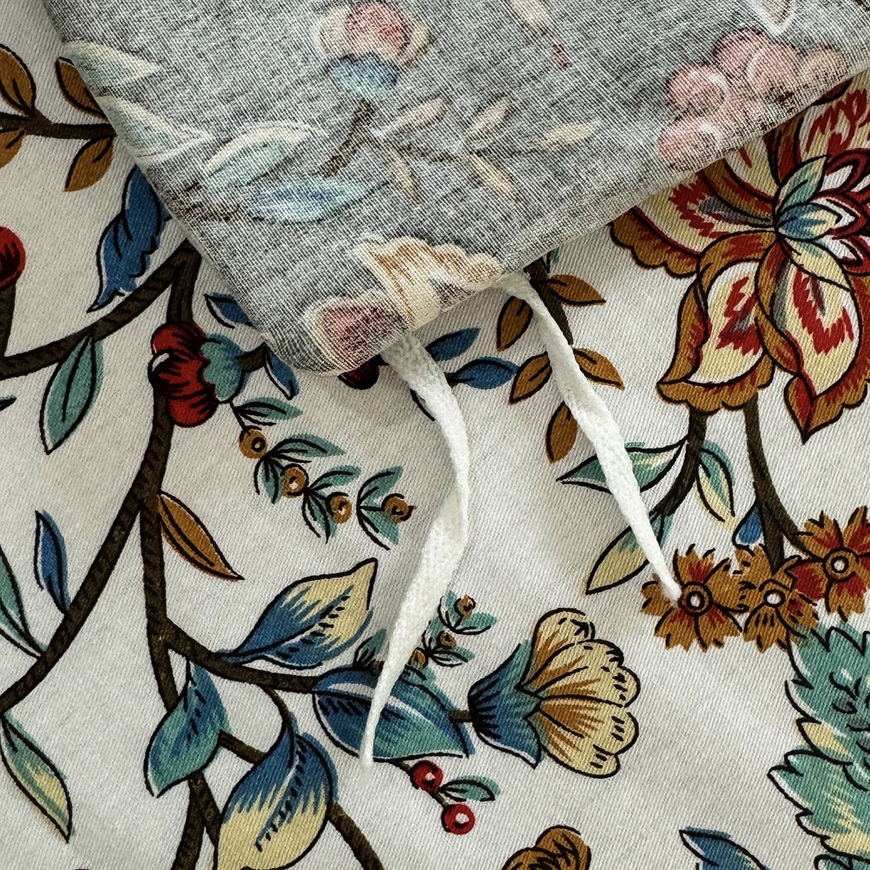 91家纺网 家纺一手货源 找家纺 缦纱2025新款全棉小清新喷气13372印花40支纯棉四件套 花娇百媚-灰