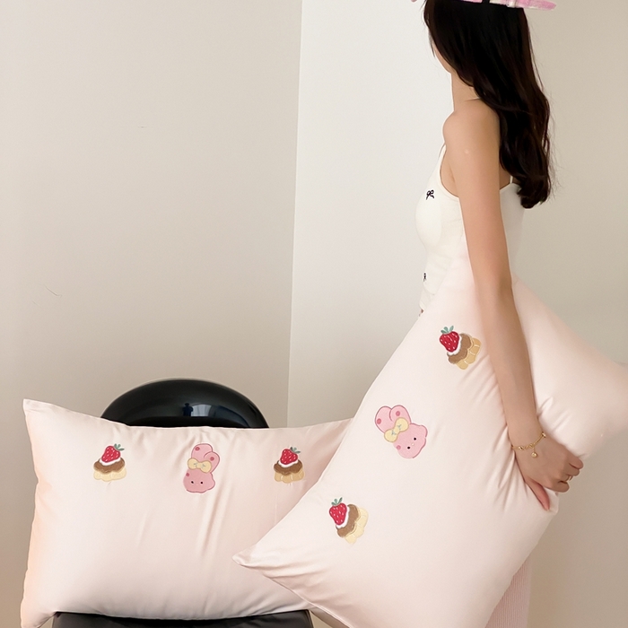 91家纺网 家纺一手货源 找家纺 佳汐蓝家纺 2025新款A类100支贡缎长绒棉纯棉四件套-小兔莓莓 小兔莓莓·粉