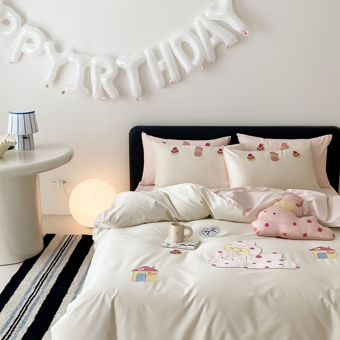 91家纺网 家纺一手货源 找家纺 佳汐蓝家纺 2025新款A类100支贡缎长绒棉纯棉四件套-小兔莓莓 小兔莓莓·奶芙粉