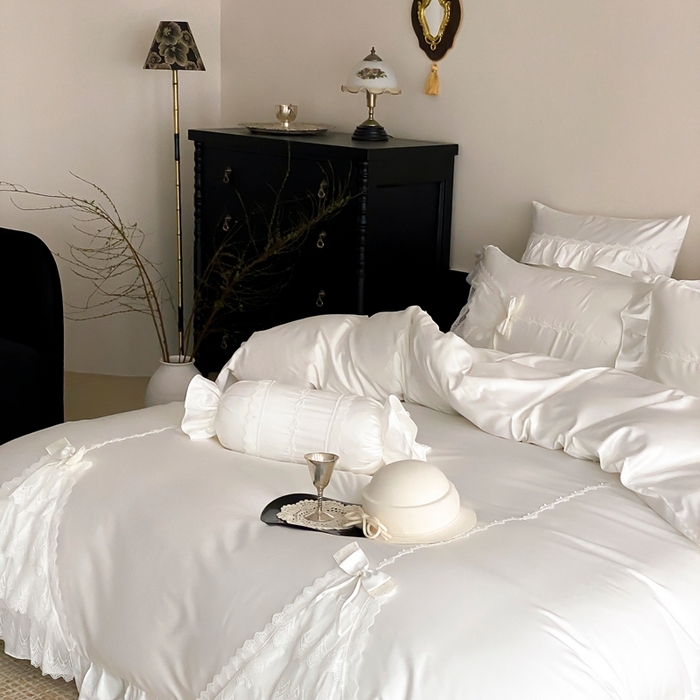 91家纺网 家纺一手货源 找家纺 （总）曼布缇 2025新款长绒棉工艺款绣花四件套-卡洛琳系列（会员减20，券后388起）