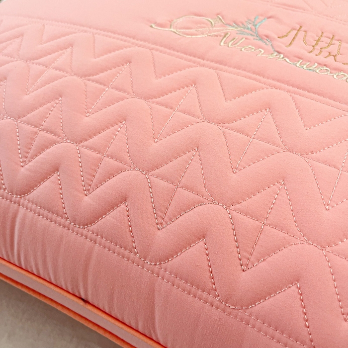 91家纺网 家纺一手货源 找家纺 永乐枕芯 2025新款小热艾枕头枕芯 豆沙色