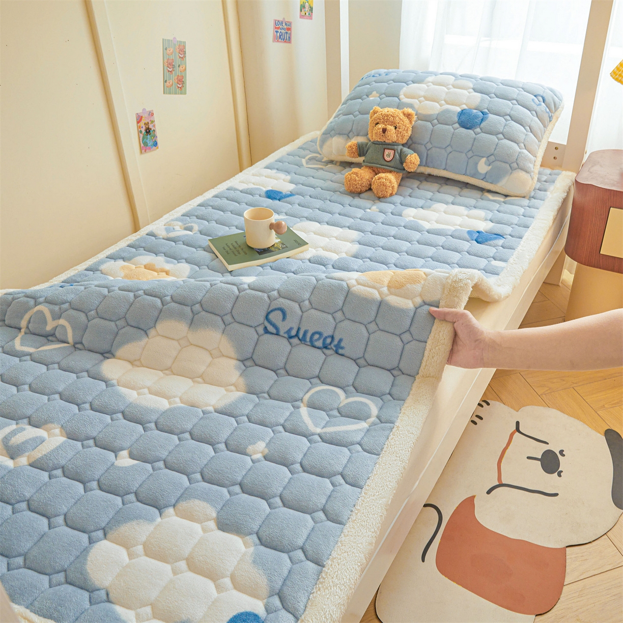 91家纺网 家纺一手货源 找家纺 （总）雯豆家纺 2025新款牛奶绒床垫床护垫学生床褥子宿舍印花床褥铺底