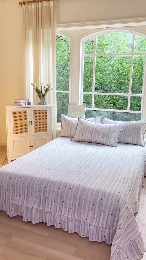 91家纺网 家纺一手货源 找家纺 尚美 2025新款三角针工艺款云感双层纱被套四件套-床盖款 爱心兰