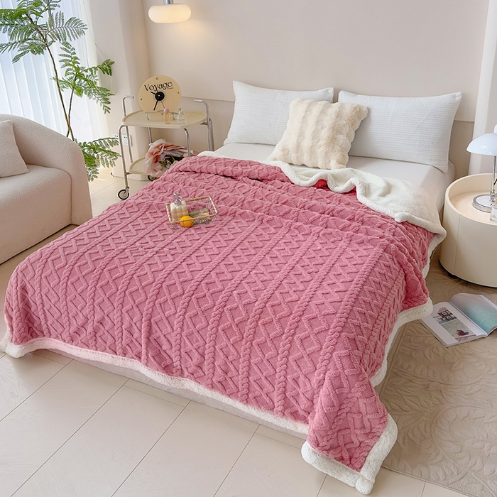 91家纺网 家纺一手货源 找家纺 （总）柏薇 2024新款塔芙绒羊羔绒双层毛毯系列