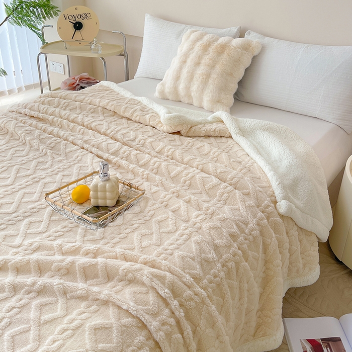 91家纺网 家纺一手货源 找家纺 柏薇 2024新款塔芙绒羊羔绒双层毛毯系列 米白色