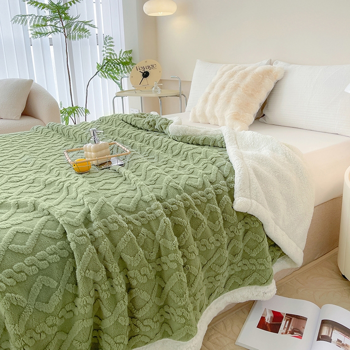 91家纺网 家纺一手货源 找家纺 柏薇 2024新款塔芙绒羊羔绒双层毛毯系列 抹茶绿