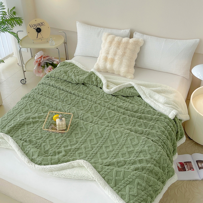 91家纺网 家纺一手货源 找家纺 柏薇 2024新款塔芙绒羊羔绒双层毛毯系列 抹茶绿