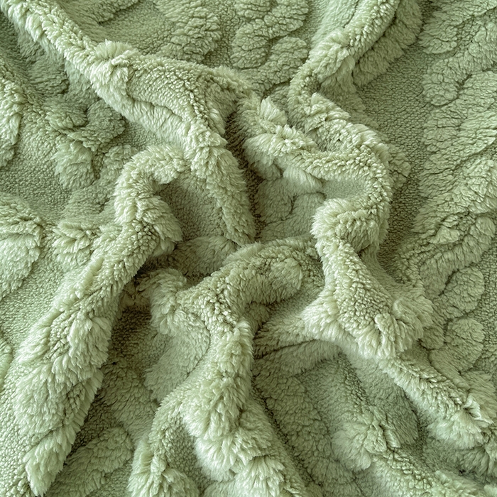 91家纺网 家纺一手货源 找家纺 柏薇 2024新款塔芙绒羊羔绒双层毛毯系列 抹茶绿