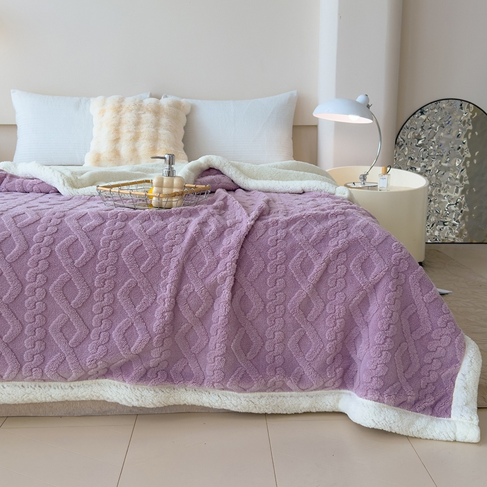 91家纺网 家纺一手货源 找家纺 柏薇 2024新款塔芙绒羊羔绒双层毛毯系列 香芋紫
