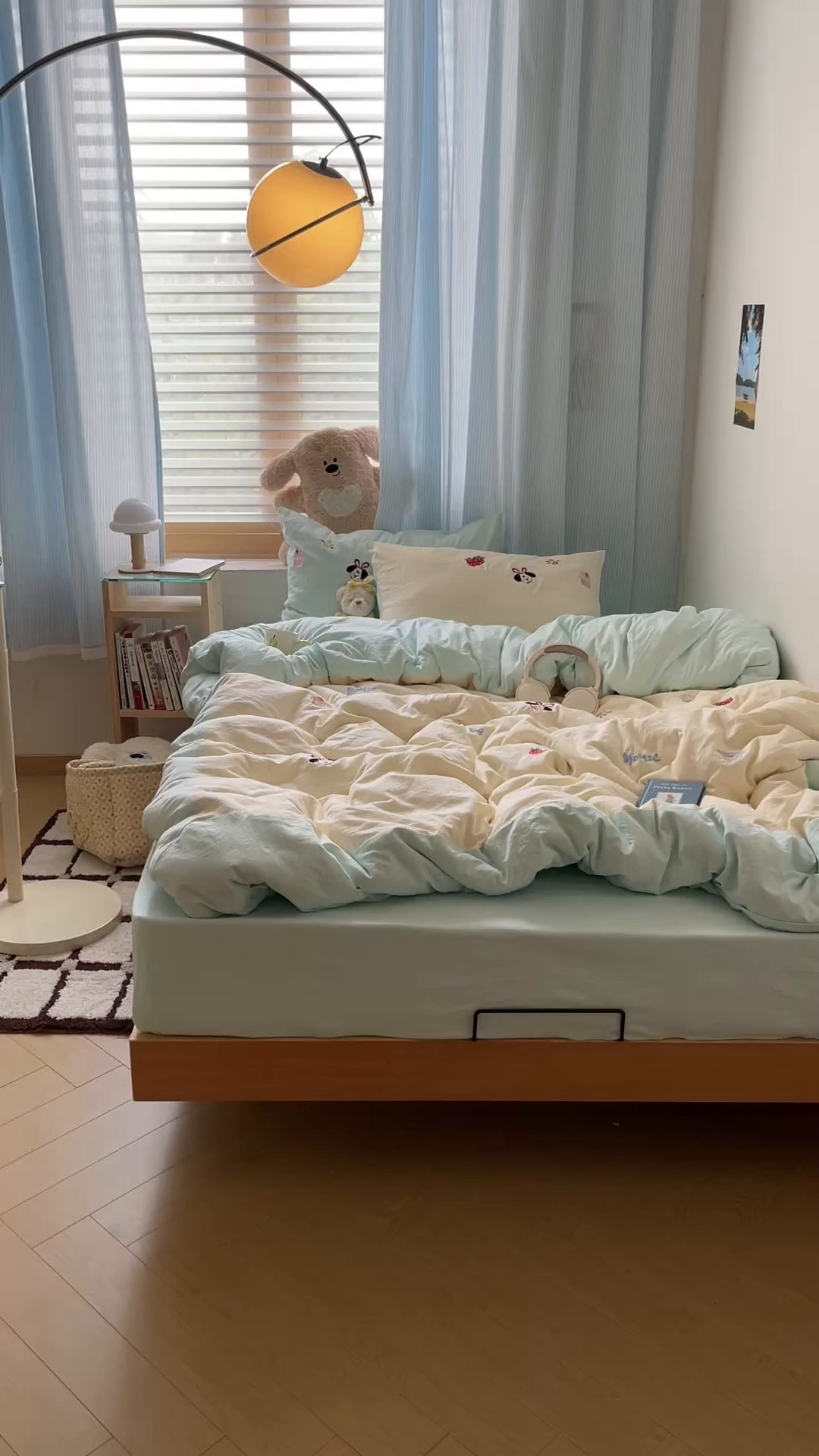 91家纺网 家纺一手货源 找家纺 轻奢坊 2025新款水洗棉可爱小元素绣花拼角工艺四件套 小元素白