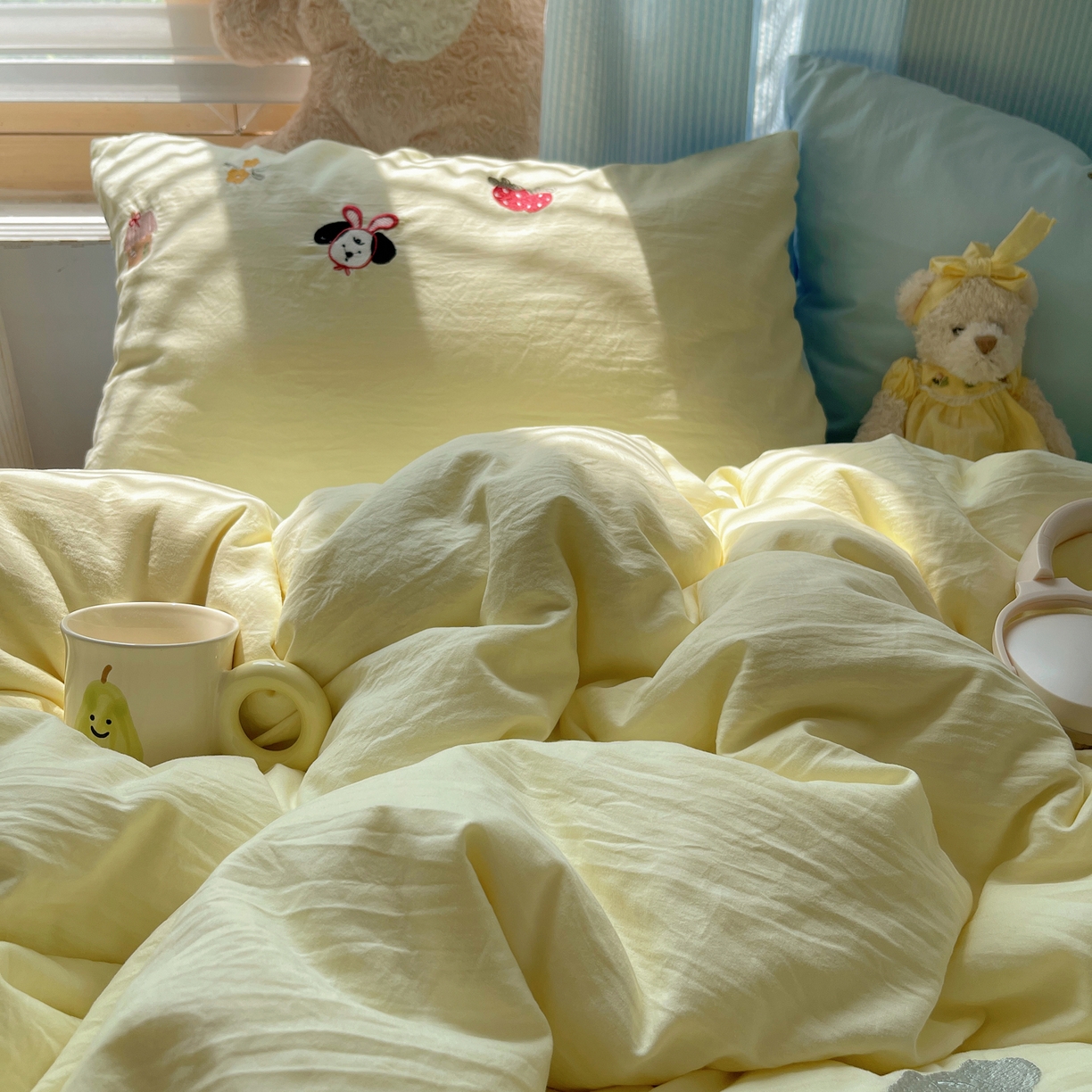 91家纺网 家纺一手货源 找家纺 轻奢坊 2025新款水洗棉可爱小元素绣花拼角工艺四件套 小元素黄