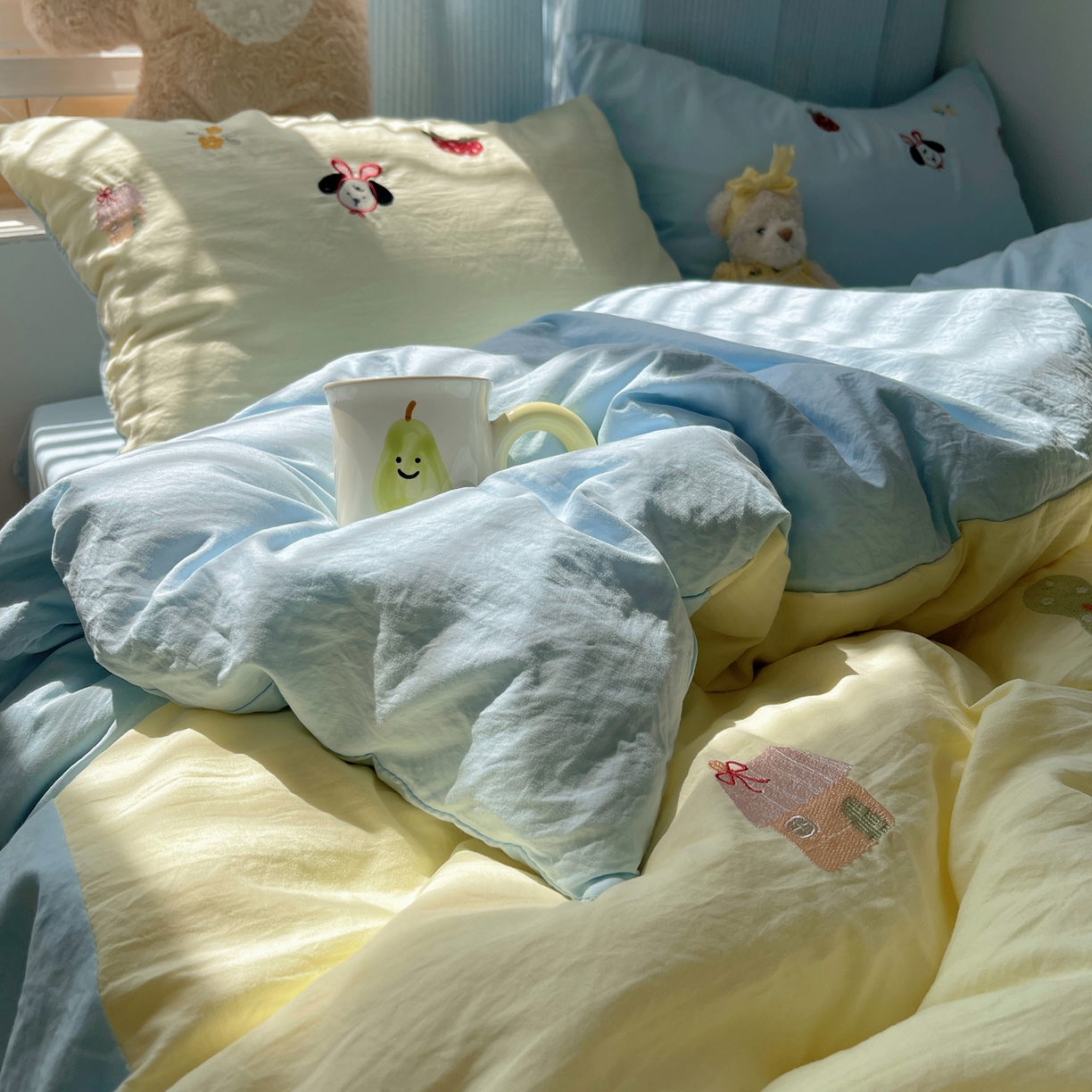 91家纺网 家纺一手货源 找家纺 轻奢坊 2025新款水洗棉可爱小元素绣花拼角工艺四件套 小元素黄