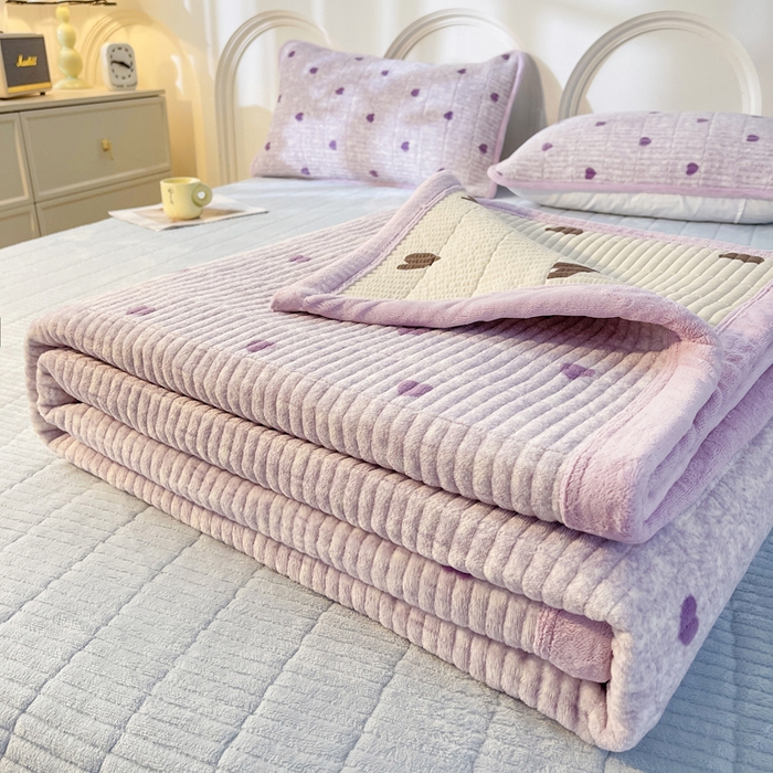 梵朴 2025新款印花牛奶绒珊瑚绒夹棉直角包边款床盖榻榻米炕盖 紫爱心