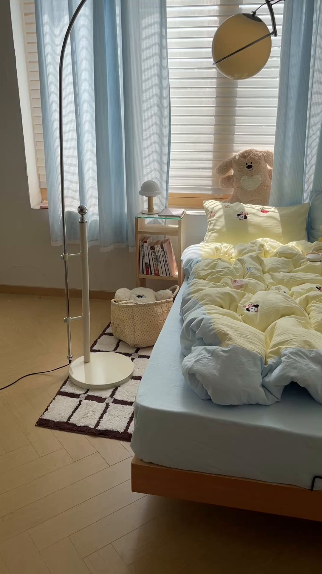 91家纺网 家纺一手货源 找家纺 轻奢坊 2025新款水洗棉可爱小元素绣花拼角工艺四件套 小元素黄