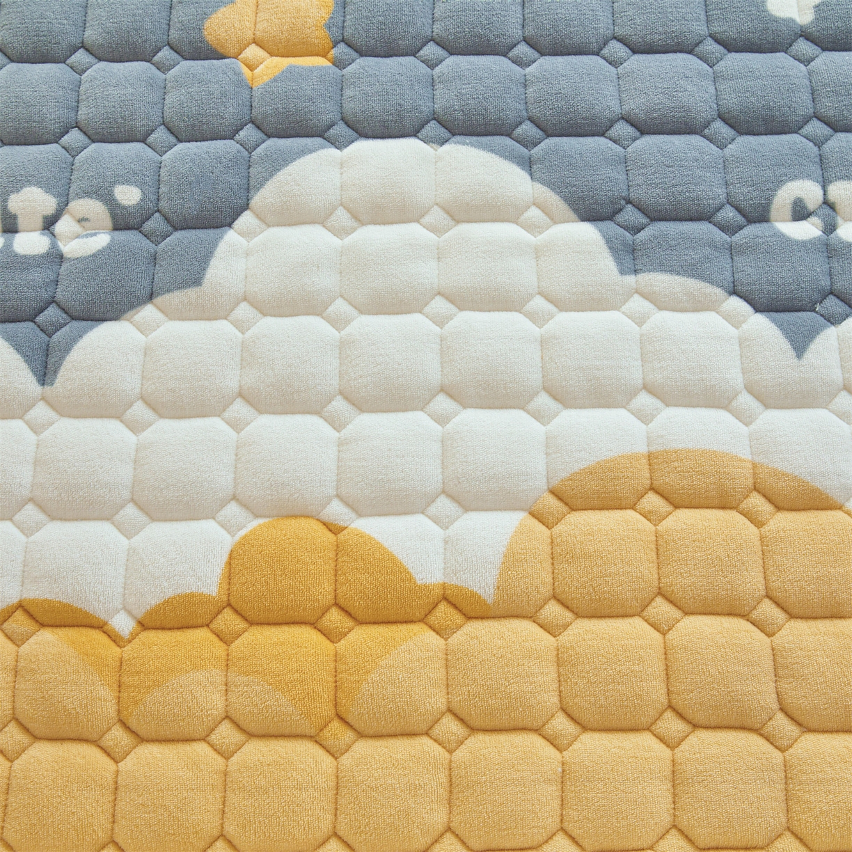 91家纺网 家纺一手货源 找家纺 雯豆家纺 2025新款牛奶绒床垫床护垫学生床褥子宿舍印花床褥铺底 牛奶绒床褥-筑梦星空