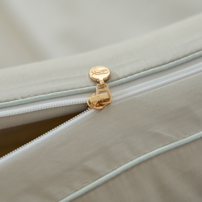 91家纺网 家纺一手货源 找家纺 纪梵茜 2025新款李官奇正品55%大豆被子60长绒棉拉链子母被双胎二合一被芯冬被 灰色