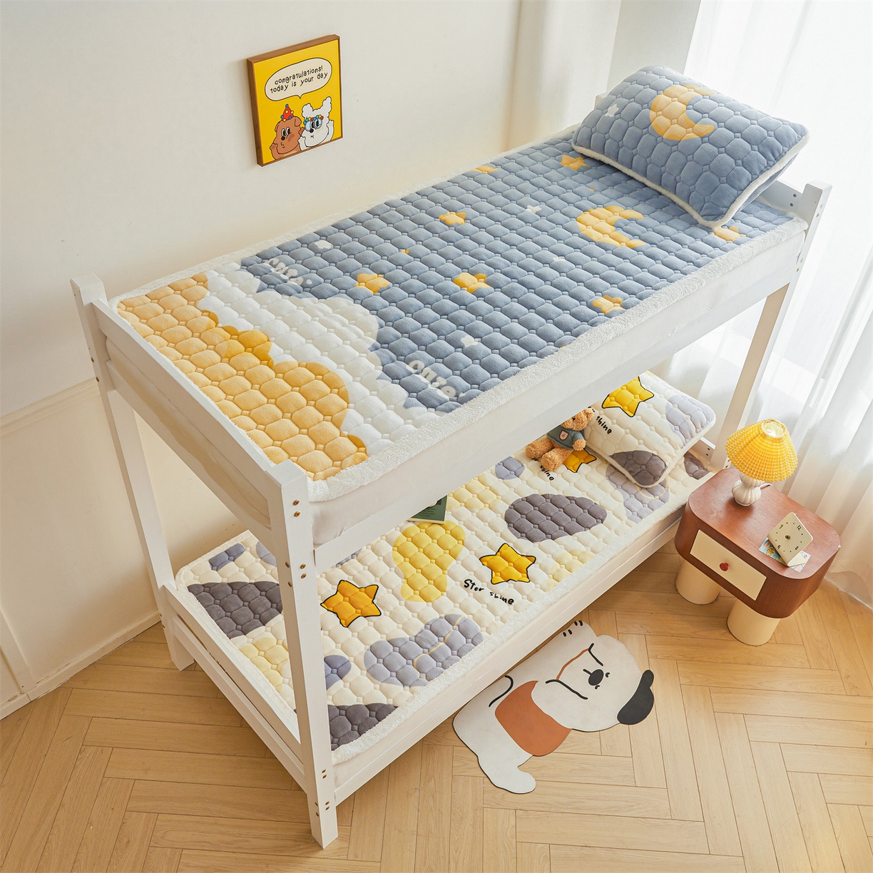 91家纺网 家纺一手货源 找家纺 雯豆家纺 2025新款牛奶绒床垫床护垫学生床褥子宿舍印花床褥铺底 牛奶绒床褥-斑点星星