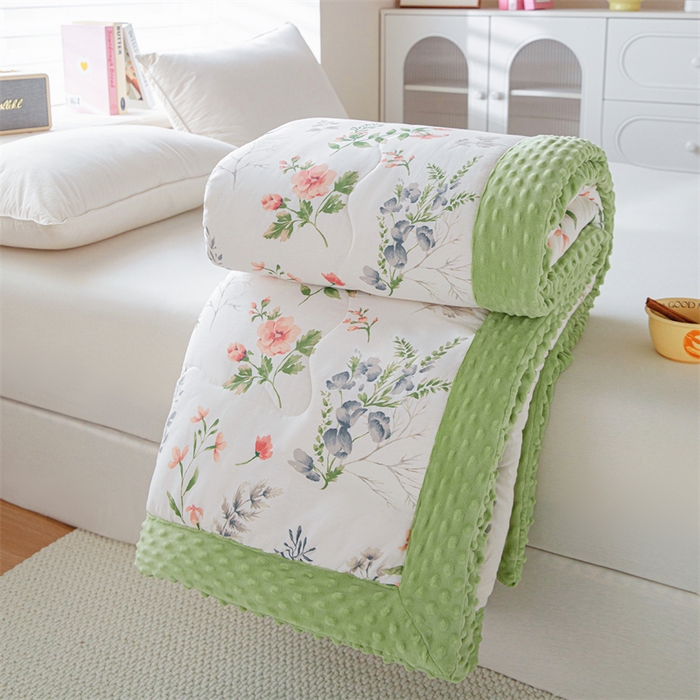 91家纺网 家纺一手货源 找家纺 柏薇 2025新款A类全棉纯棉豆豆绒被 被子被芯 蝶恋花