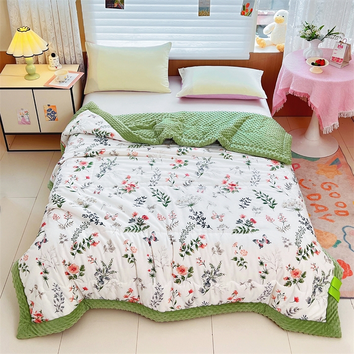 91家纺网 家纺一手货源 找家纺 柏薇 2025新款A类全棉纯棉豆豆绒被 被子被芯 蝶恋花