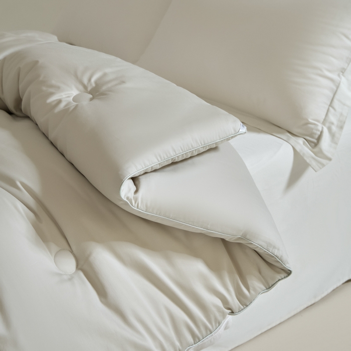 91家纺网 家纺一手货源 找家纺 纪梵茜 2025新款李官奇正品认证55%大豆被长绒棉大豆被子被芯全棉冬被 灰色