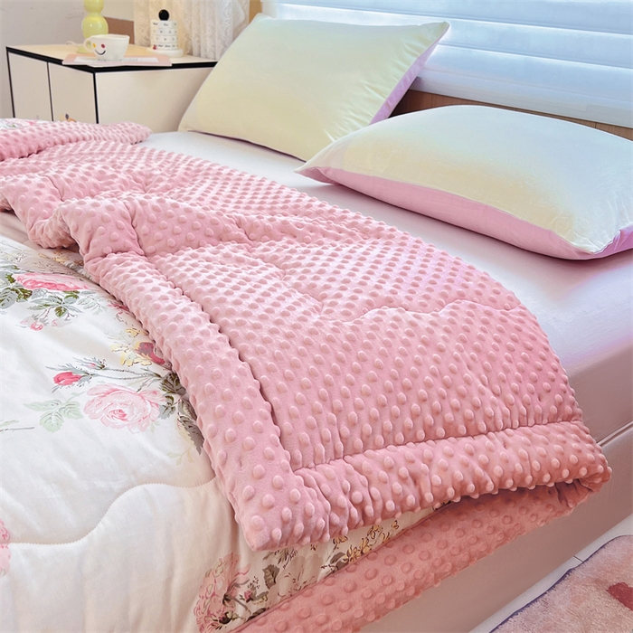 91家纺网 家纺一手货源 找家纺 柏薇 2025新款A类全棉纯棉豆豆绒被 被子被芯 花海