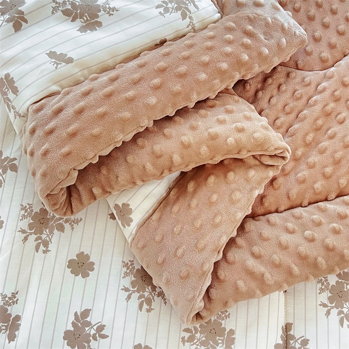 91家纺网 家纺一手货源 找家纺 柏薇 2025新款A类全棉纯棉豆豆绒被 被子被芯 圆梦