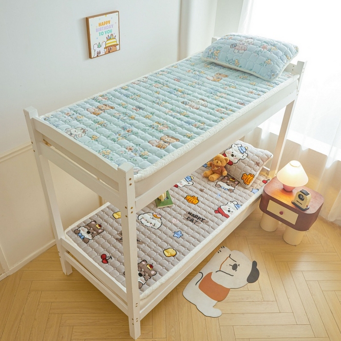 91家纺网 家纺一手货源 找家纺 雯豆家纺 2025新款牛奶绒床垫床护垫学生床褥子宿舍印花床褥铺底 牛奶绒床褥-假日小狗