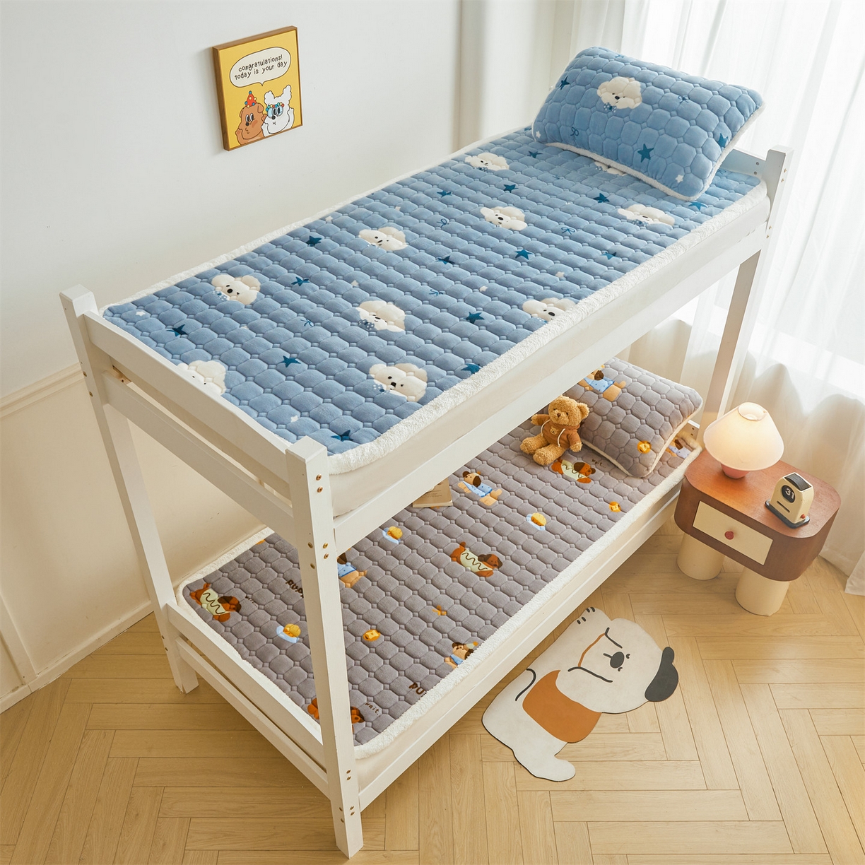 91家纺网 家纺一手货源 找家纺 雯豆家纺 2025新款牛奶绒床垫床护垫学生床褥子宿舍印花床褥铺底 牛奶绒床褥-腊肠狗