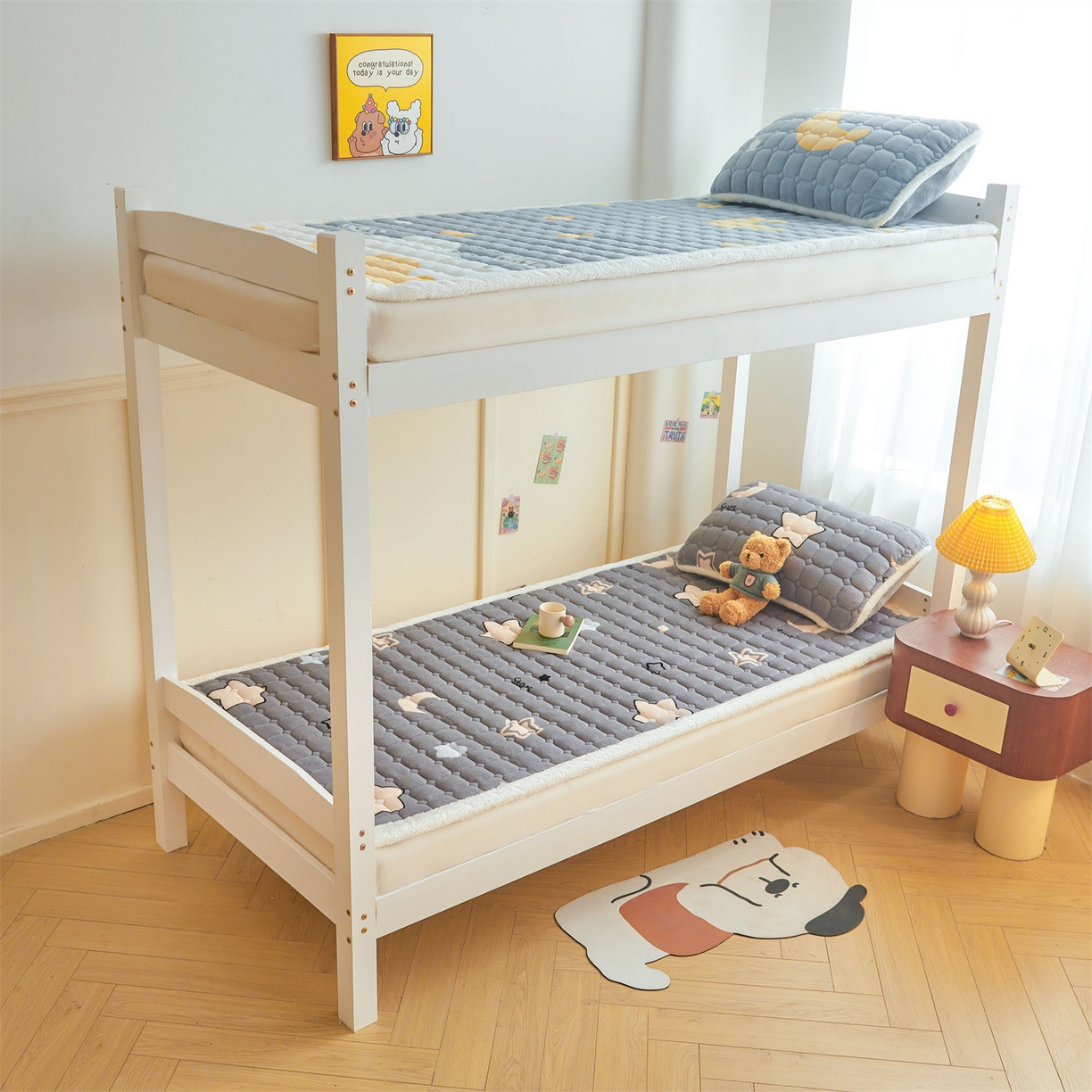 91家纺网 家纺一手货源 找家纺 雯豆家纺 2025新款牛奶绒床垫床护垫学生床褥子宿舍印花床褥铺底 牛奶绒床褥-满天星