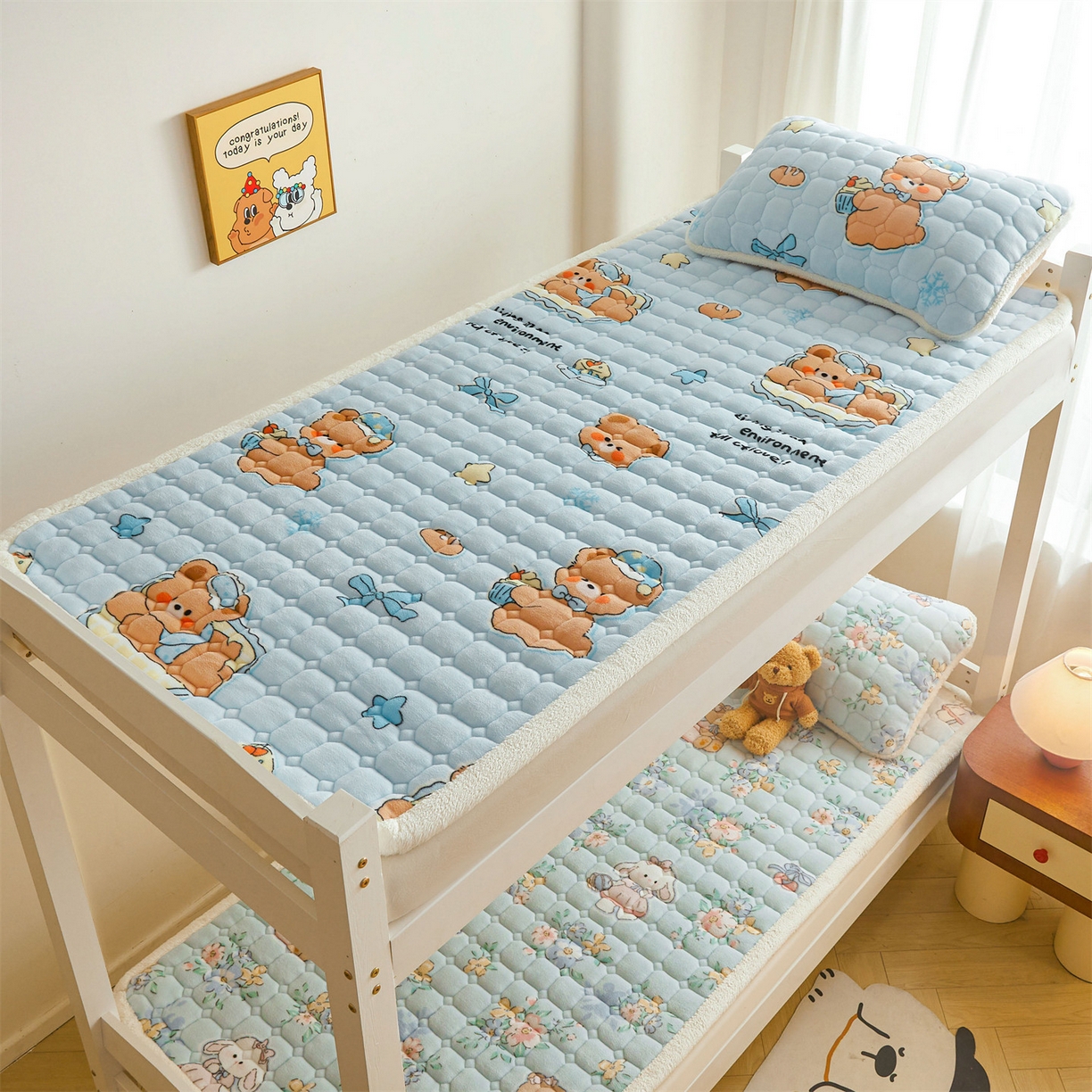 91家纺网 家纺一手货源 找家纺 雯豆家纺 2025新款牛奶绒床垫床护垫学生床褥子宿舍印花床褥铺底 牛奶绒床褥-趴趴熊